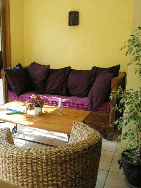 Hotel Le Mont Barral Creyers Екстериор снимка