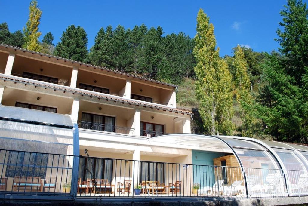 Hotel Le Mont Barral Creyers Екстериор снимка
