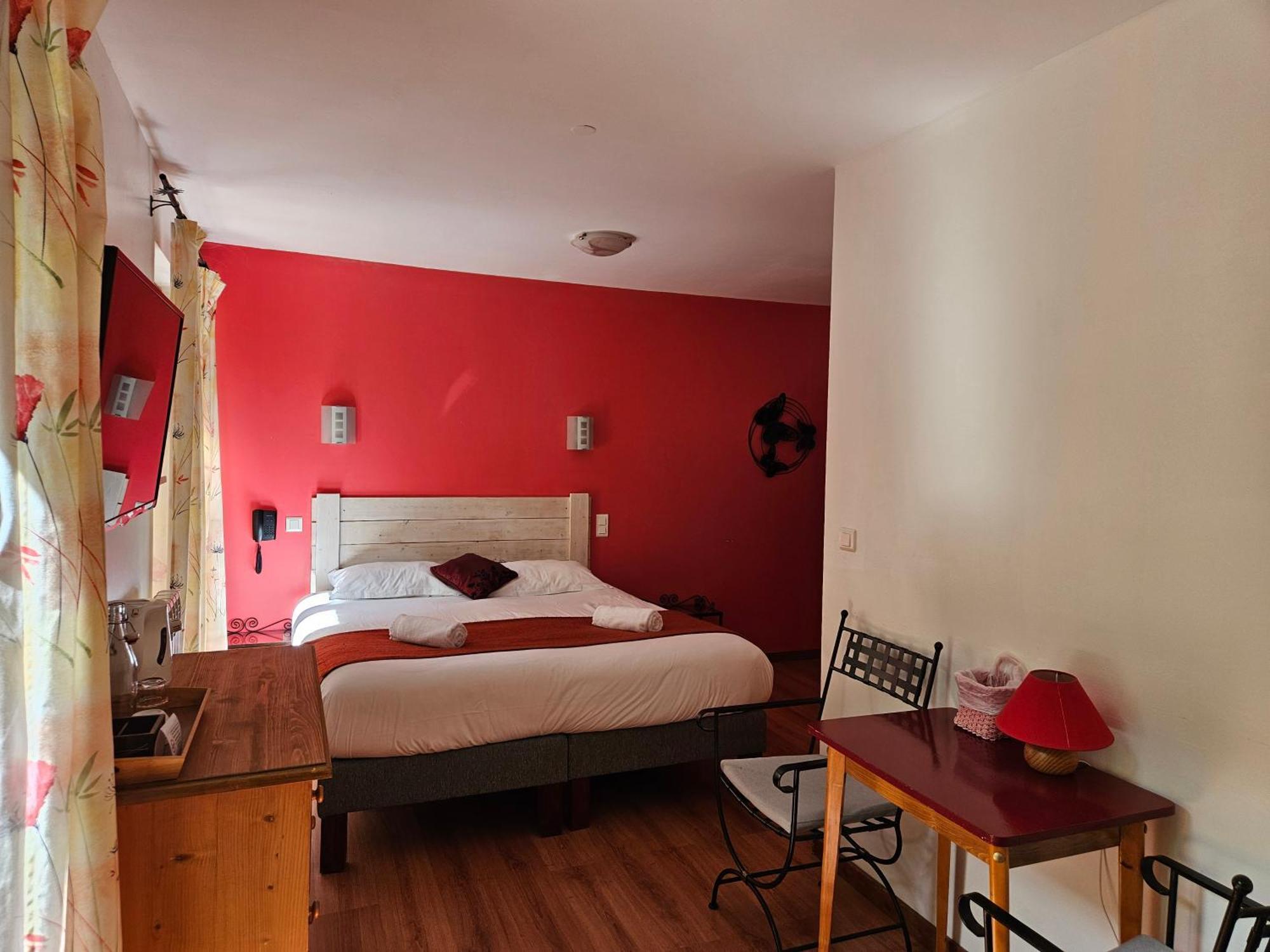 Hotel Le Mont Barral Creyers Екстериор снимка