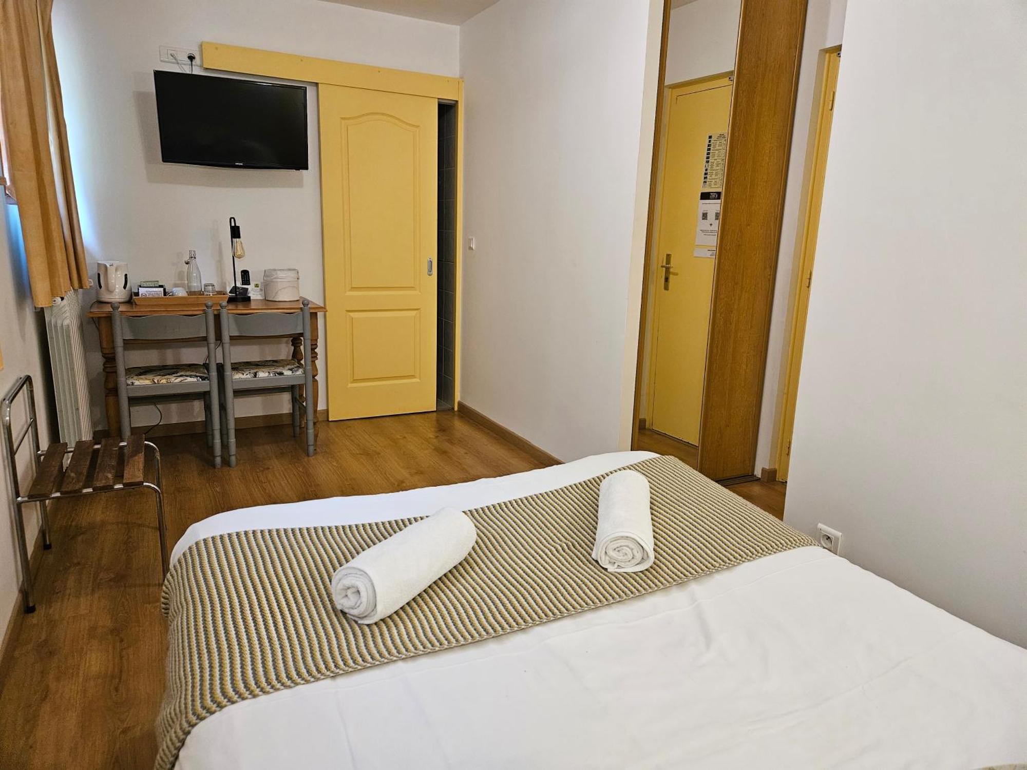 Hotel Le Mont Barral Creyers Екстериор снимка