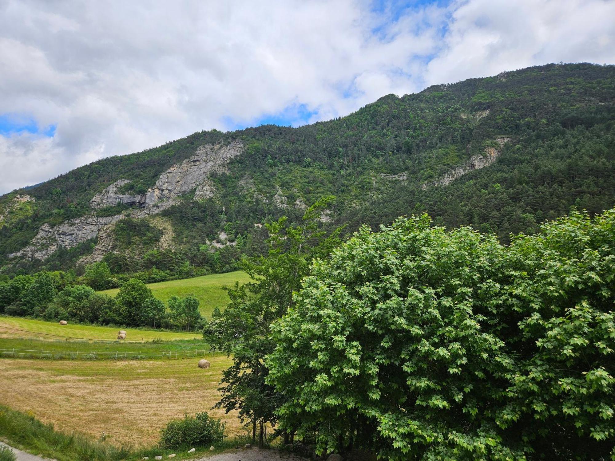 Hotel Le Mont Barral Creyers Екстериор снимка