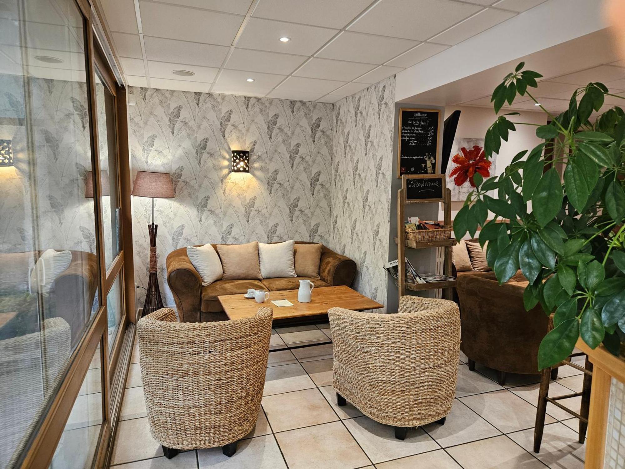 Hotel Le Mont Barral Creyers Екстериор снимка