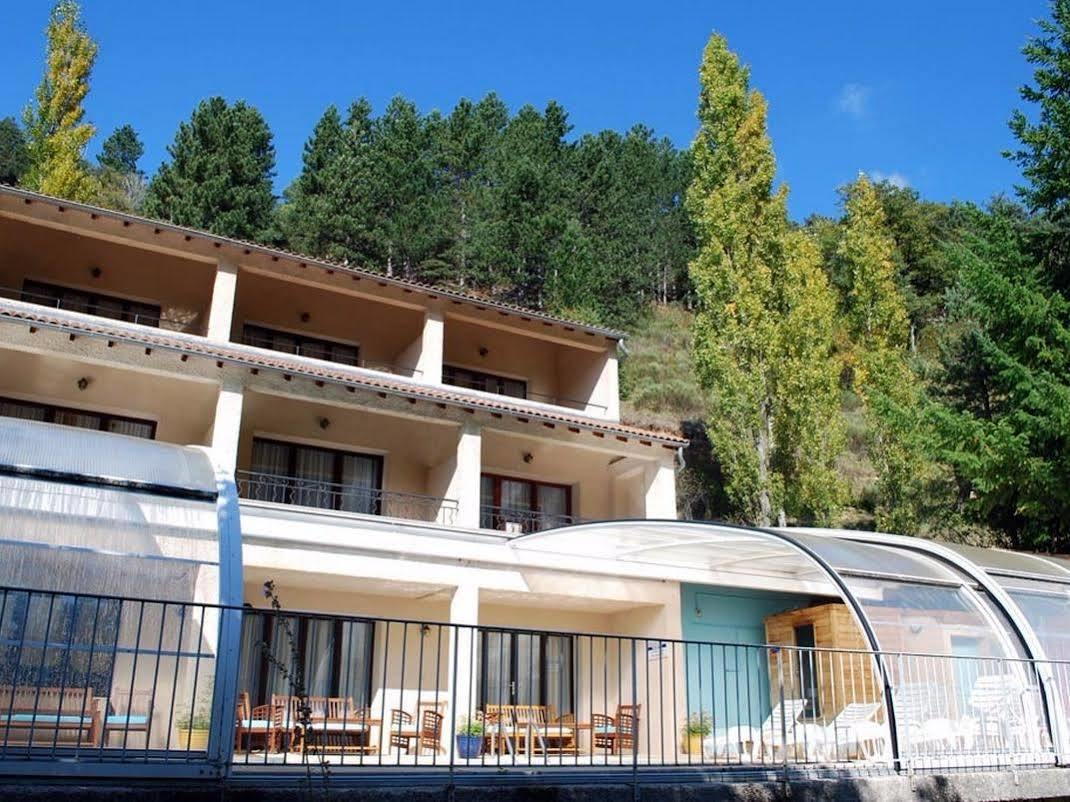 Hotel Le Mont Barral Creyers Екстериор снимка