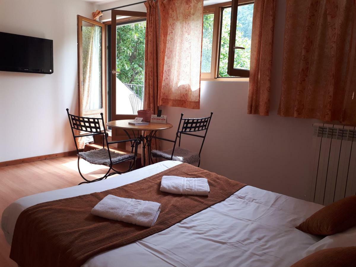 Hotel Le Mont Barral Creyers Екстериор снимка